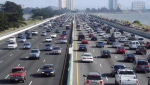 Tăng phí đăng ký ô tô lên mức 320%, ô tô Singapore chạm ngưỡng đắt bậc nhất thế giới