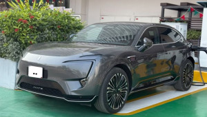 Avatr 11 tiếp tục lộ diện tại Hà Nội: SUV lai coupe cỡ lớn ngập công nghệ, hỗ trợ tự lái cấp độ 3, đi được 730 km/sạc