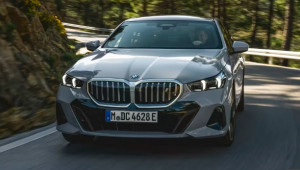 BMW 5-Series 2024 có thể về Việt Nam trong năm nay: Khả năng sẽ có cả bản thuần điện