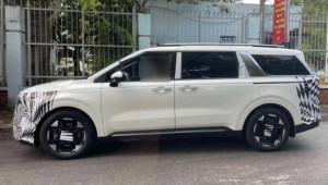 Kia Carnival facelift xuất hiện tại Việt Nam: Có thể được bổ sung phiên bản hybrid