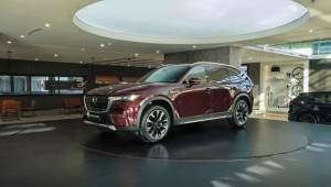 Mazda CX-90 chính thức chốt giá bán tại Việt Nam: SUV 7 chỗ hạng sang nhập Nhật, giá 2,479 tỷ đồng