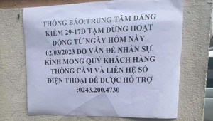 Hà Nội: Người dân xếp hàng đăng kiểm mấy ngày không được, gần đến lượt thì trung tâm bị dừng hoạt động