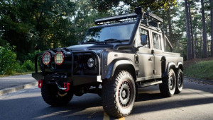 Land Rover Defender 1993 biến thành 