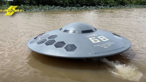 Người đàn ông tự chế tạo 