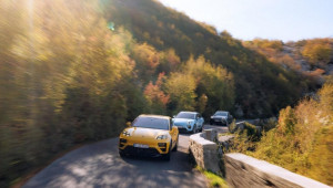 Porsche công bố doanh số tăng trưởng bất chấp môi trường đầy thách thức