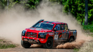 Mitsubishi Triton giành chiến thắng chung cuộc tại giải đua AXCR 2025