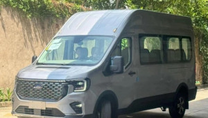 Ford Transit tiếp tục lộ ảnh nội, ngoại thất trước thềm ra mắt: Giá dự kiến từ 889 triệu đồng