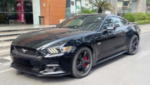 Ford Mustang GT đời 2015 gây xôn xao khi được chào bán hơn 3 tỷ đồng