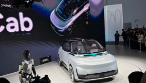 Geely ra mắt robotaxi Eva Cab: Có thể xử lý tới 99% tình huống di chuyển hàng ngày, nhanh gấp 3 lần con người, dự kiến thương mại hóa từ 2027