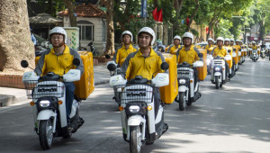 Honda bàn giao thêm 205 xe điện Benly e: cho Bưu điện Hà Nội