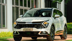 Kia Sportage được giảm giá 110 triệu đồng, phả sức nóng lên Mazda CX-5