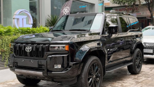 Toyota Việt Nam phản hồi tình trạng “bia kèm lạc” tại đại lý