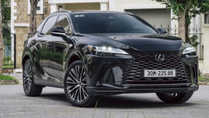 Lexus điều chỉnh giá bán cho loạt xe hybrid, giảm nhiều nhất tới 360 triệu đồng