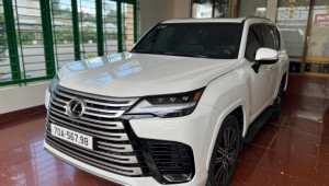 Lexus LX600 2024 