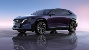 Mazda EZ-60 vượt 18.000 đơn đặt trước sau hơn 1 tháng ra mắt