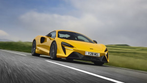 Hưởng thuế ưu đãi, siêu xe McLaren Artura chốt giá mới từ 15,29 tỷ đồng tại Việt Nam