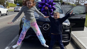 “Doanh nhân nhí” kiếm hàng trăm nghìn USD/tháng: Sở hữu Mercedes-Benz, quyết định nghỉ hưu ở tuổi 11 tuổi