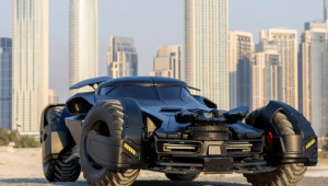 Cận cảnh Mercedes-Benz CL55 AMG độ phong cách Batman giá 7,5 tỷ VNĐ
