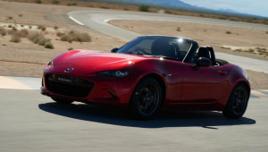 Mazda MX-5 ra mắt Việt Nam: Roadster 2 chỗ giá từ 1,339 tỷ đồng