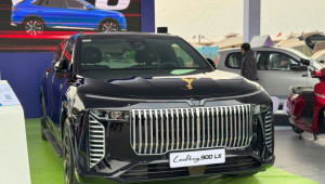 Đại lý nhận cọc VinFast Lạc Hồng 900 LX