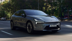 Polestar 4 tiên phong tích hợp Google Maps AI, hướng dẫn chuyển làn thông minh