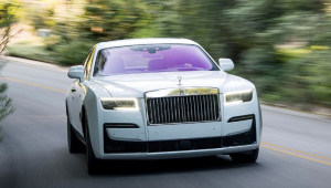 Các chủ xe Rolls-Royce Ghost phàn nàn về khoang cabin quá yên tĩnh