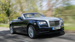 Ăn cắp xe Rolls-Royce Dawn nhưng không biết sử dụng, nhóm thanh niên phải “bỏ của chạy lấy người”