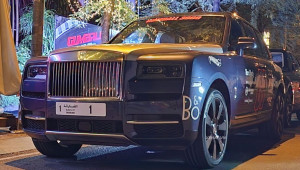 Rolls-Royce Cullinan đeo biển hoàng gia UAE đổ bộ Gumball 3000 2024