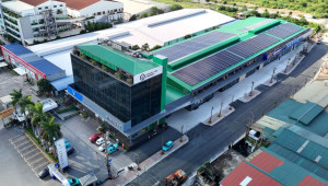 Cận cảnh showroom 8.000 m2 lớn nhất Việt Nam của VinFast