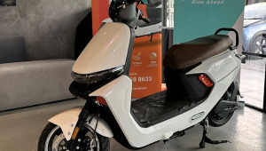 Blueshark SoloEra Solo 1C: Xe máy điện giá 3,7 triệu VNĐ gây “sốt” tại Malaysia