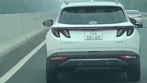 Quảng Ninh: Dùng băng dính sửa biển số, tài xế Hyundai Tucson bị phạt 6 triệu đồng