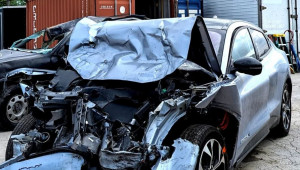 Tài xế Ford Mustang Mach-E gây tai nạn chết người do quá ỷ lại vào chế độ lái xe rảnh tay