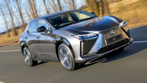 Thay vì ưu tiên đầu tư vào xe điện, Toyota sẽ chọn cách mua tín chỉ carbon
