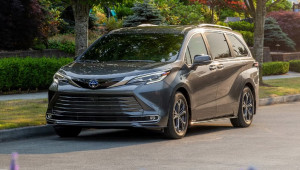 Toyota Sienna tự gọi cho tài xế nếu phát hiện trẻ bị bỏ quên