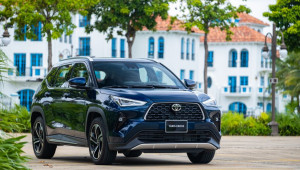 Toyota Yaris Cross chính thức cập bến Việt Nam: SUV cỡ B tiết kiệm nhiên liệu, giá từ 730 triệu đồng