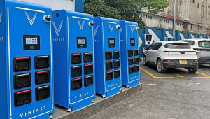 Trạm đổi pin phủ rộng, xe điện ngày càng tiện như xe xăng