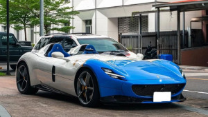 Tịch thu siêu xe Ferrari Monza SP2 của trùm lừa đảo Trần Chí