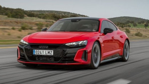 Triệu hồi kiểm tra pin cao áp trên Audi e-tron GT, RS e-tron GT