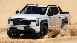 Mitsubishi Triton sắp được nâng cấp: Có thể 