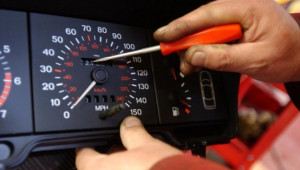 Siết quản lý, ngăn chặn gian lận công tơ mét ô tô