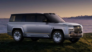 BYD ra mắt Yangwang U8L bản 4 chỗ giá gần hơn 7 tỷ VNĐ, cạnh tranh Rolls-Royce và Bentley