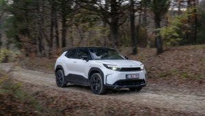 Toyota Urban Cruiser 2026 sắp ra mắt Đông Nam Á: EV cỡ nhỏ chạy gần 500km/lần sạc