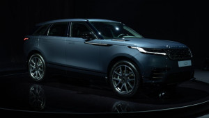 Range Rover Velar 2025 ra mắt Việt Nam: Giá từ 3,729 tỷ đồng