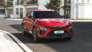 “Cân” từ nội đô tới đường đèo núi, cao tốc, VinFast VF 7 ghi điểm với nhóm người dùng thích xê dịch
