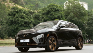 Đưa VinFast VF 7 lên Tà Xùa, chủ xe mê vì “cầm lái đã, ngồi sau cũng sướng”