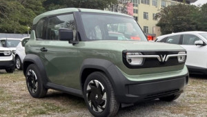 Chi tiết VinFast VF 3 Plus tại đại lý: Thêm camera lùi, gương chỉnh điện, giá 315 triệu đồng