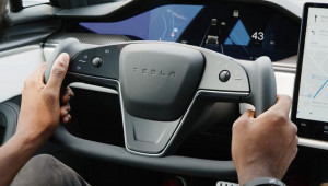 Trung Quốc siết chặt tiêu chuẩn an toàn mới, thiết kế vô lăng dạng khuyết đối mặt nguy cơ bị “khai tử”