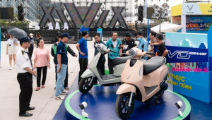 VinFast đạt doanh số kỷ lục 406.453 xe, dẫn đầu thị trường xe máy điện Việt Nam năm 2025