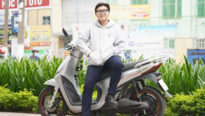 Đổi xe xăng sang điện, chủ xe tạm biệt cảnh đổ xăng xếp hàng