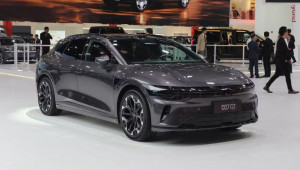 Cơn sốt trí tuệ nhân tạo AI đẩy giá xe điện lên cao: Zeekr 007 GT là cái tên đầu tiên “chịu trận”